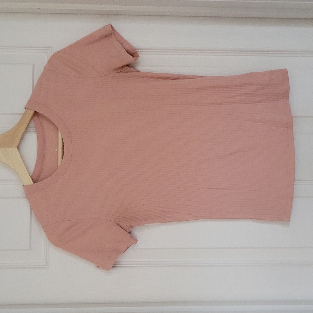 A New Day Pink Ribbed Tee Size Small